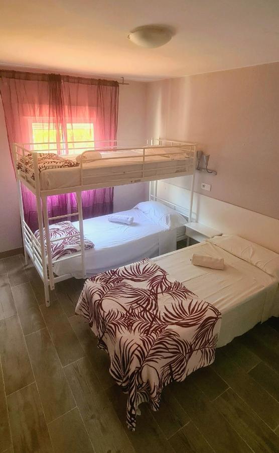 Hostal La Cabana Σαλού Εξωτερικό φωτογραφία